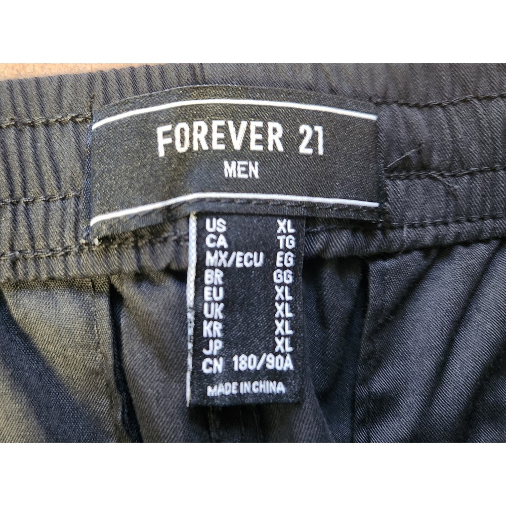Forever 21 Men Jogger Pants XL Black Cargo Snap Button Ankle Athleisure Comfort - Picture 12 of 16